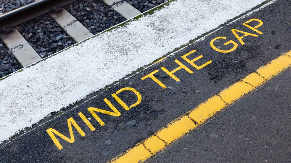 102 Mind the Gap 1